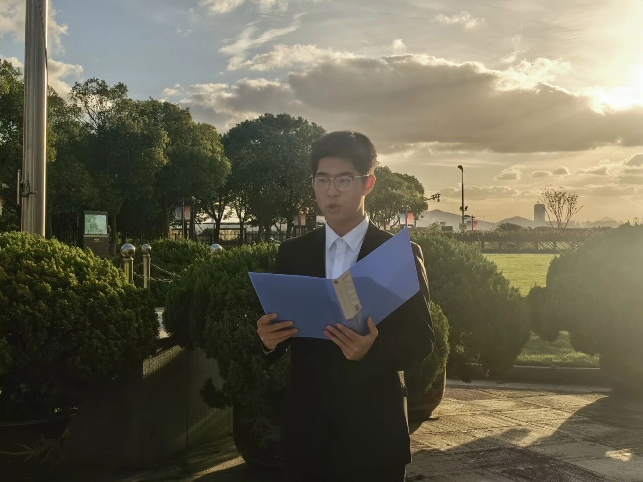 0d129aeb9e6407ad7a710d0b64b33ef4.jpg 0d129aeb9e6407ad7a710d0b64b33ef4.jpg