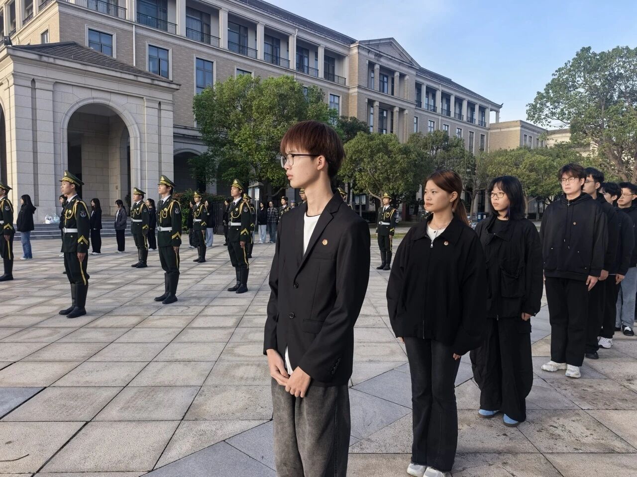 b4efdcc8754a1d83b8a17c152d14a73f.jpg b4efdcc8754a1d83b8a17c152d14a73f.jpg