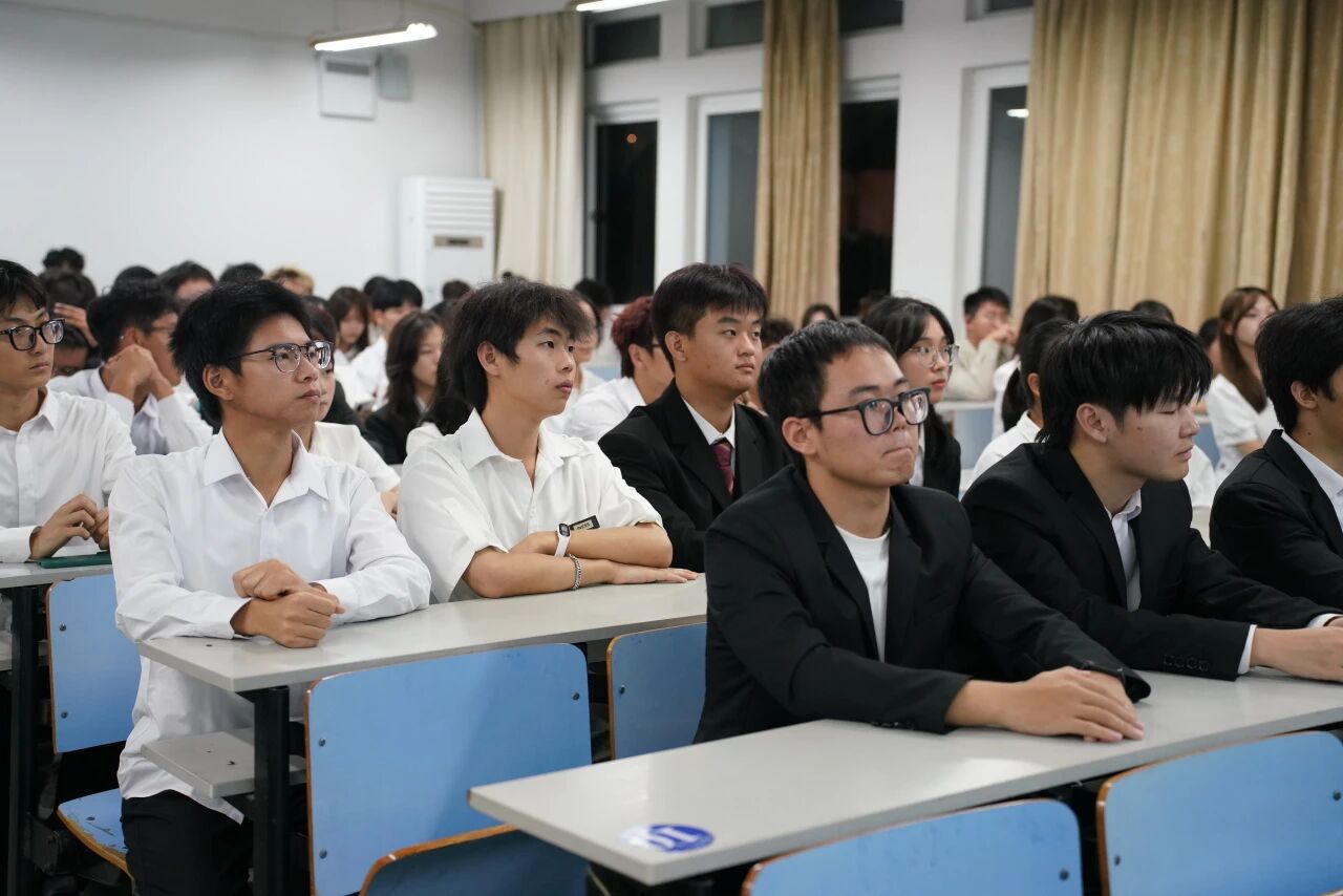 0855bbcce6d8ca13b6610de1c2d50942.jpg 0855bbcce6d8ca13b6610de1c2d50942.jpg