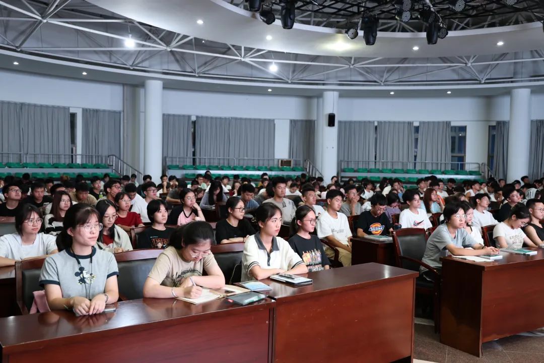 bcce04cb071882a5682f73cb30be2f77.jpg